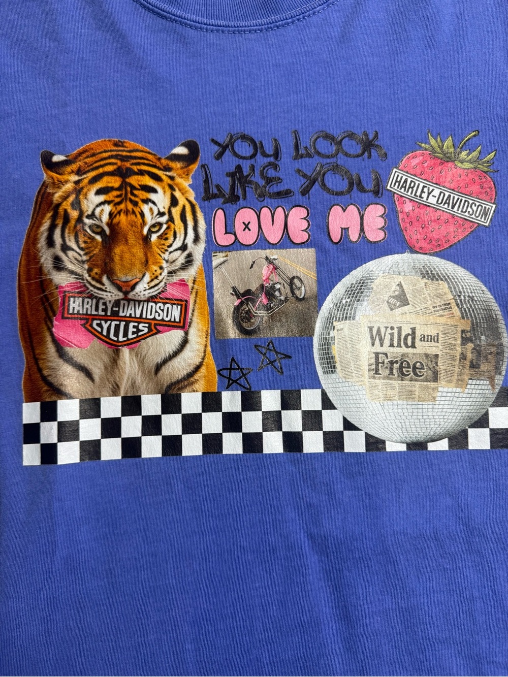 Comfort Colors Blue Short Sleeve Tee with Tiger Graphic - Picture 4 of 6